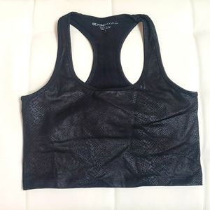 Beyond Yoga Viper  Black First Class Cropped Top - Size Large